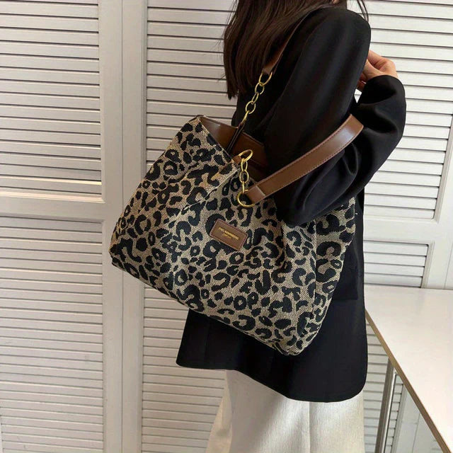 TAVIRA | LEOPARD CHARM TOTE