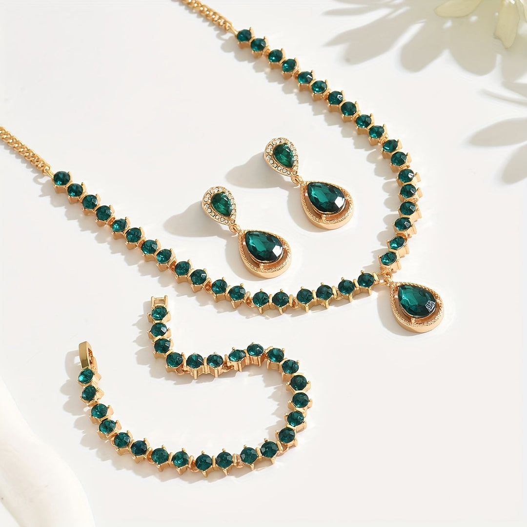 ELEGANT GEOMETRIC CRYSTAL JEWELRY SET