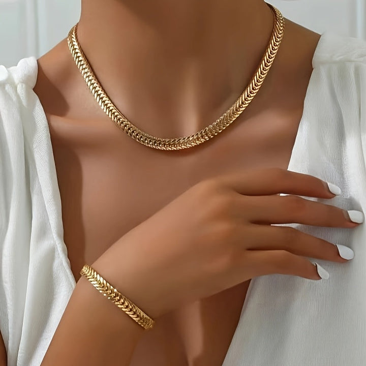 UNISEX FOX TAIL NECKLACE & BRACELET SET